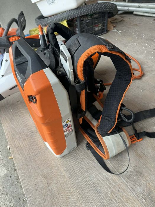 Батерия Stihl AL3000L и акумолаторна  ДУХАЛКА STIHL ST ВGA 200 щил