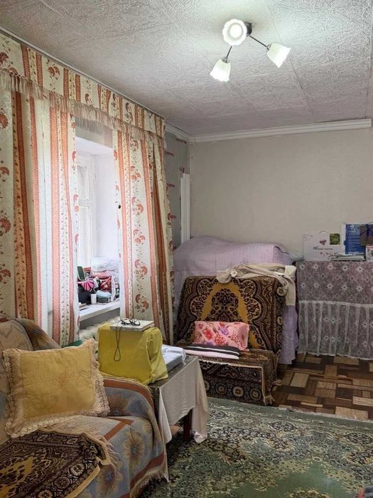 Продам однокомнатную  дешево