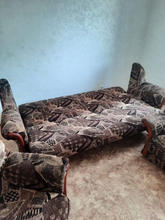 Диван и 2 кресла