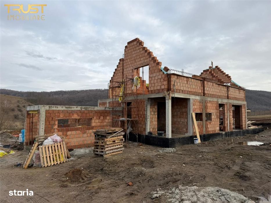 Casa 181Mp I 4 Camere I Salicea I Teren 900Mp