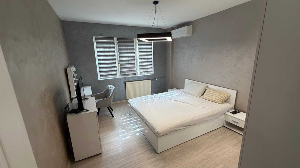 Дава се под наем Тристаен апартамент в София, Център - 65 кв.м за 700 € - Снимка #1