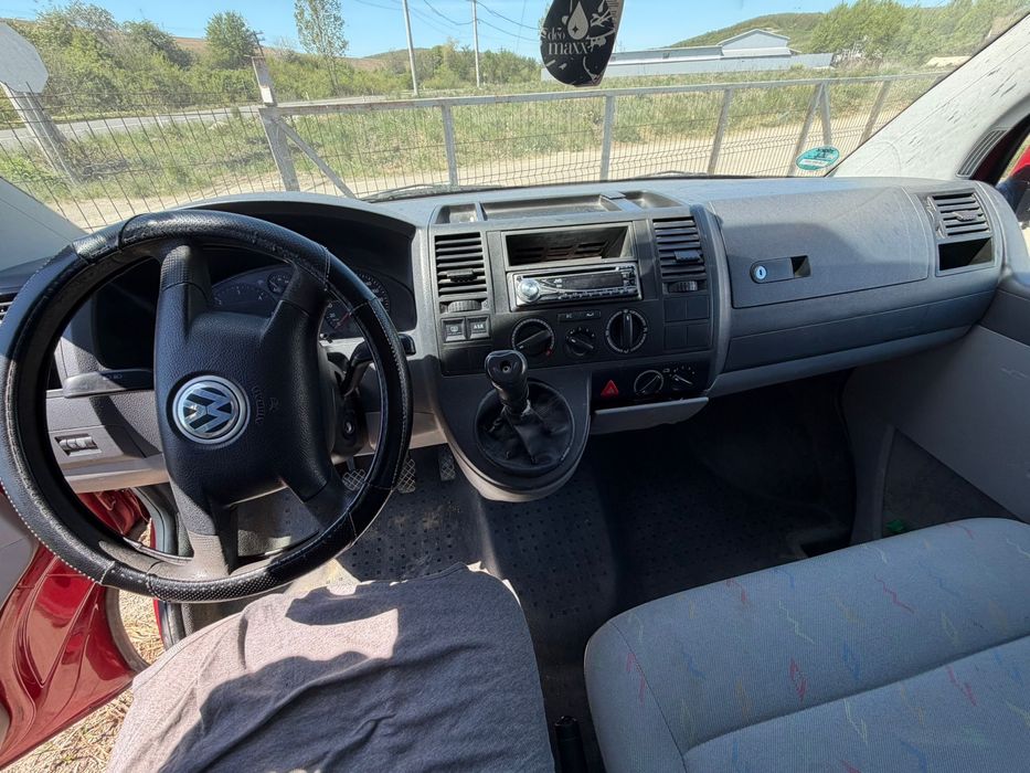 Volkswagen Transporter T5 – 1.9 TDI