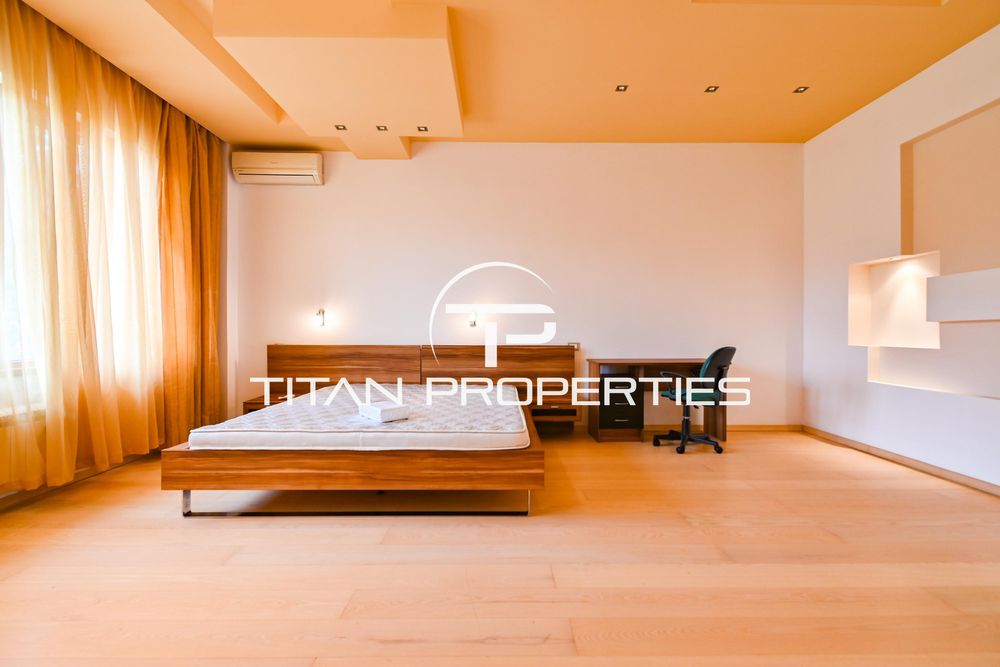 Дава се под наем Четиристаен апартамент в София, Витоша - 300 кв.м за 1900 € - Снимка #19