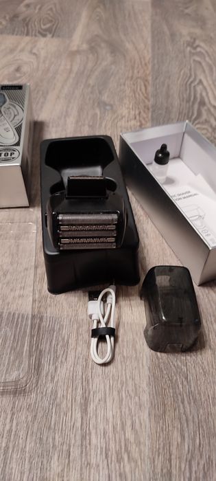 Электробритва аккумуляторная