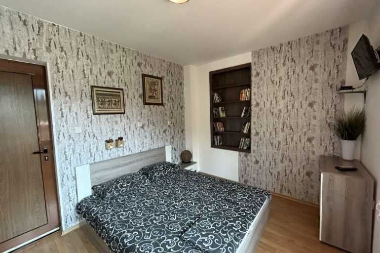 Продава се Къща в Плачковци - 212 кв.м за 883 €/кв.м - Снимка #12