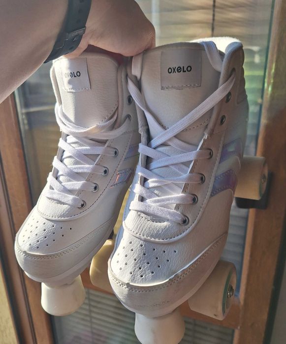 Продавам детски ролкови кънки