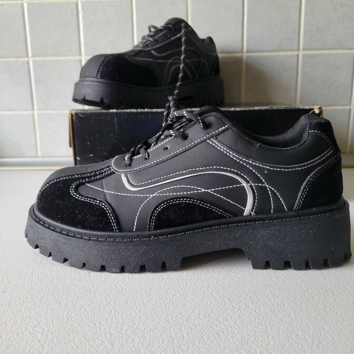 Bocanci pantofi incaltaminte sport barbati cu talpa groasa 43 28cm noi