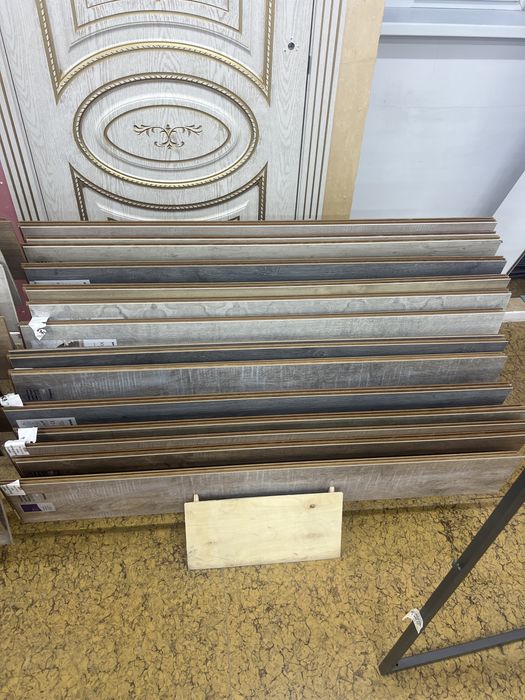 Продам ламинат