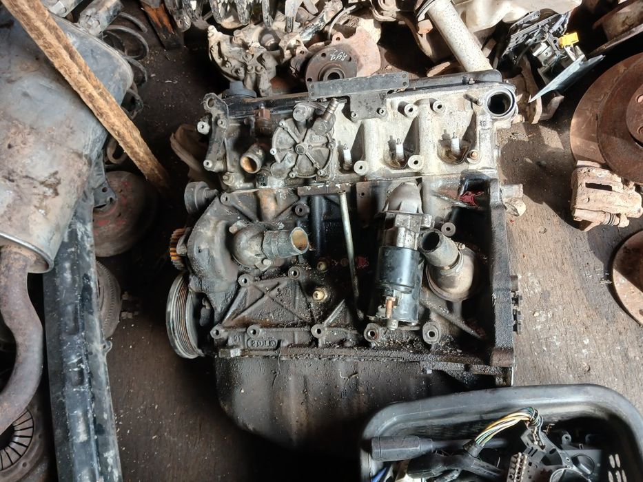 Ауди с4 матор 2.3