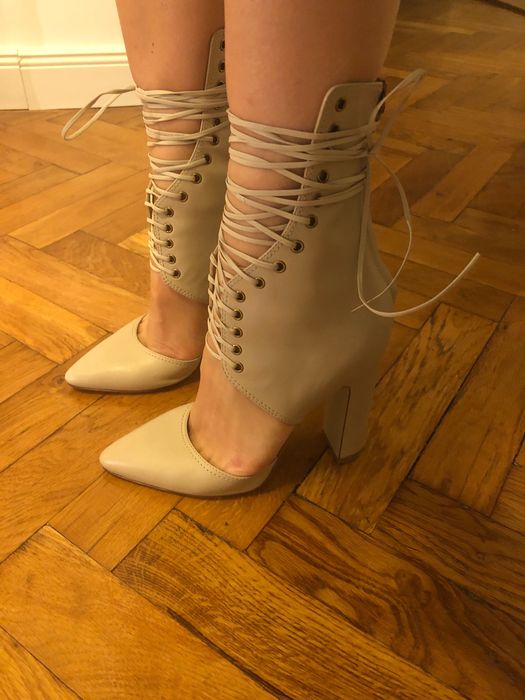 Pantofi Salvatore Ferragamo preț redus