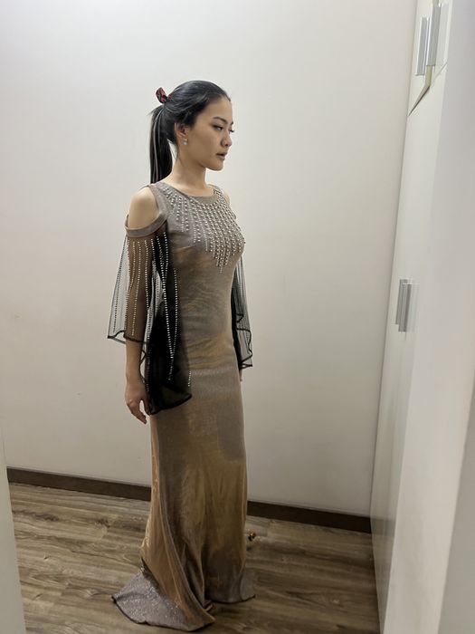 Платье вечернее длинное