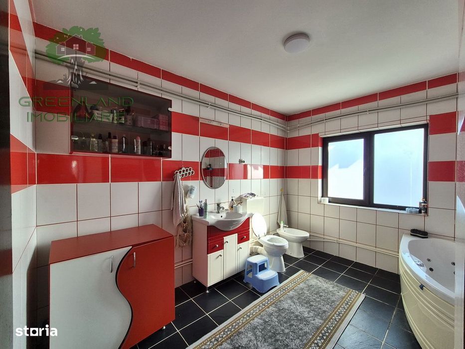 CASA 5 camere, 2 bai, 206mp, teren 500mp, DANCU