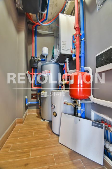 Дава се под наем Къща в София, Център - 180 кв.м за 2000 € - Снимка #11