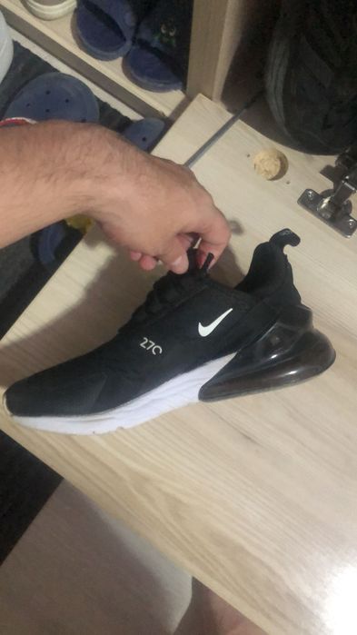Кроссовки Nike 270 Air max