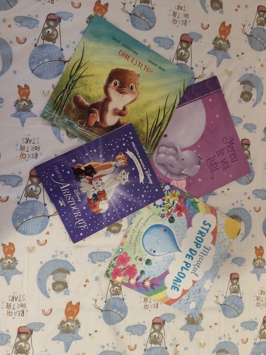 Vând cărți pentru copii