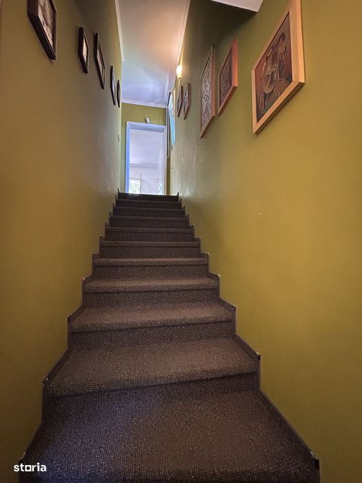 Resedinta 5 camere, cu Padure Privata, Paradisul Verde, teren 1735mp
