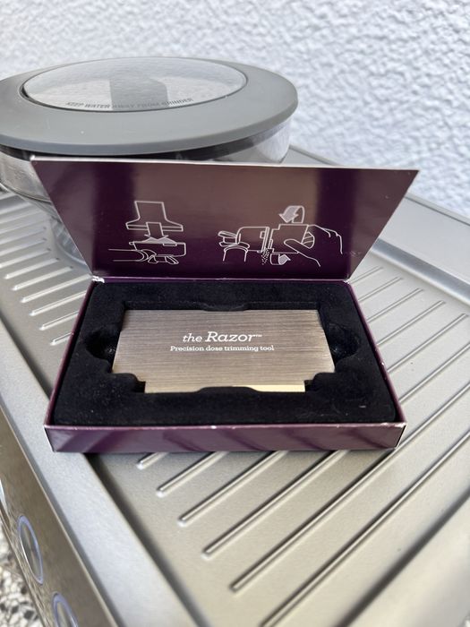 Професионална Еспресо Кафемашина Sage The BaristaExpress BES875 SES875