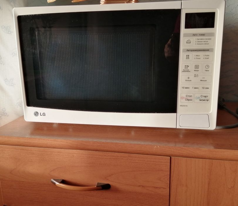 Микроволновая печь