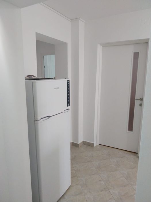 Închiriez garsonieră zona big