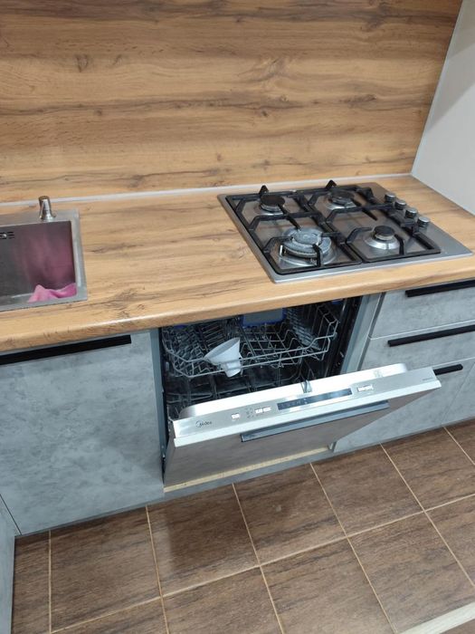 Продам 2 комн КВ. Новой планировки.