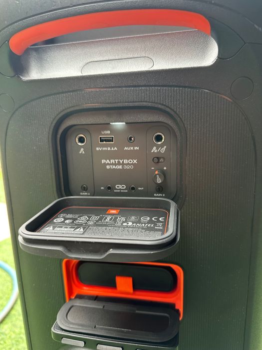 JBL PartyBox Stage 320