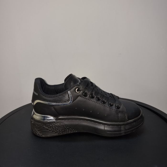 Alexander McQueen Oversized Sneakers – Black & Silver