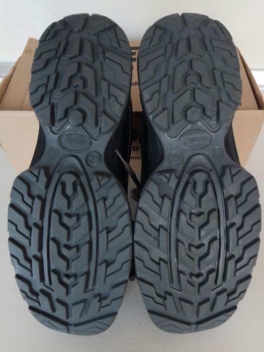 Чисто нови работни обувки - 45 номер!