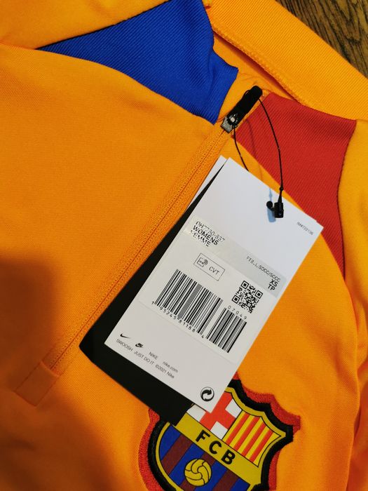 Bluză sport FC Barcelona Nike damă XS – portocaliu, mânecă lungă, ferm