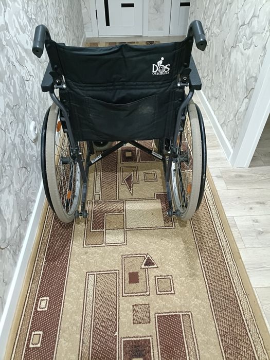 Коляска для инвалидов