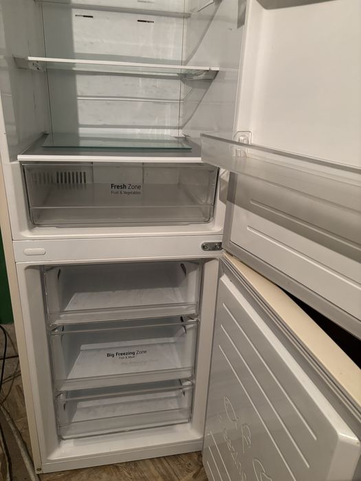 Холодильник LG GC-B509MEWM бежевый