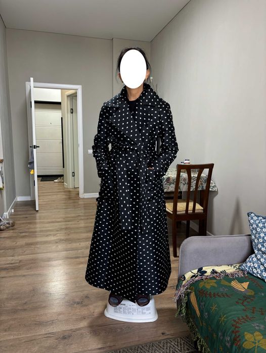 Тренч без подклада с поясом. Размер 46. Ткань Италия