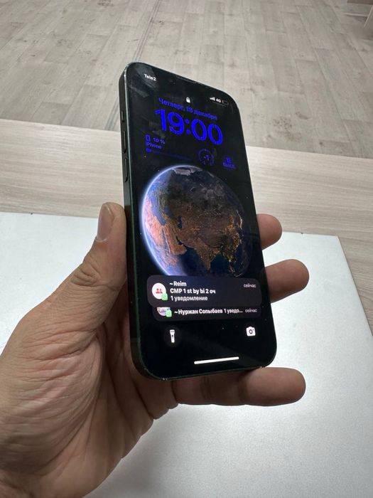 Продается Iphone 13 зеленый