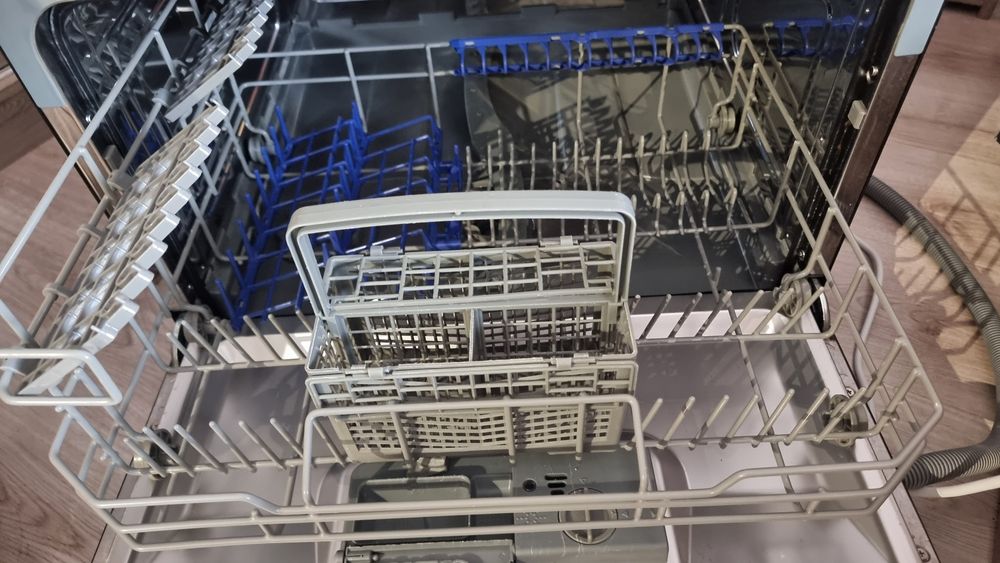 Съдомиялна Finlux WQP6 black