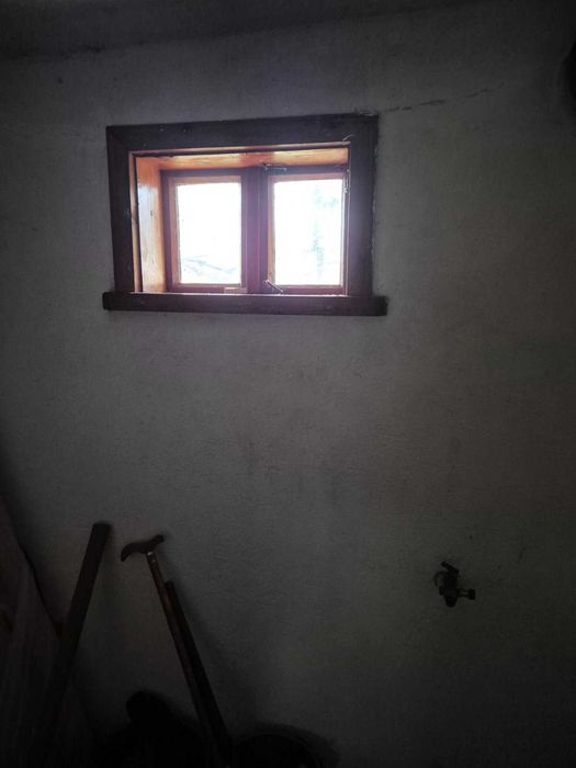 1858-Продава се едноетажна тухлена къща в село Черковна!