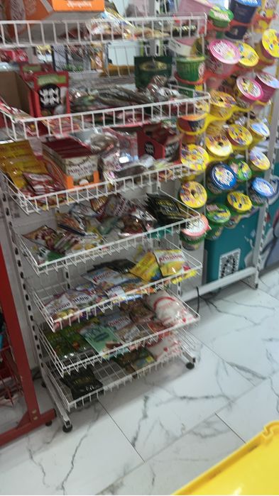 Стеллаж- ветрина