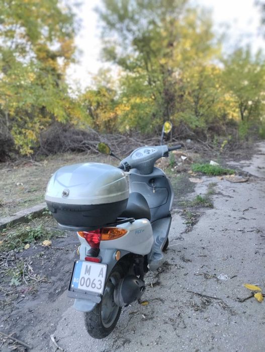 Скутер piaggio fly 125