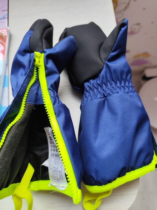 Детски ски ръкавици с един пръст