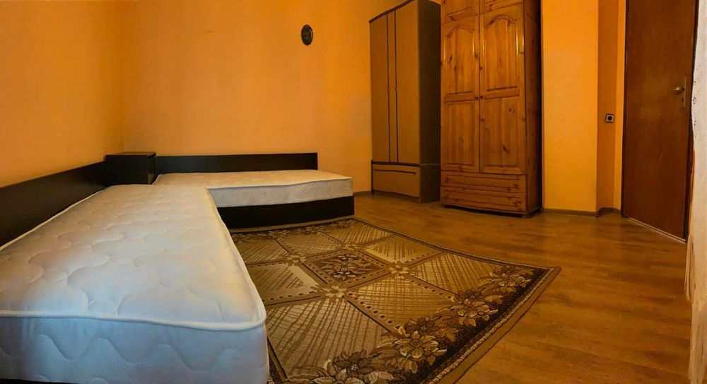 Дава се под наем Тристаен апартамент в Бургас, Възраждане - 80 кв.м за 175 € - Снимка #3