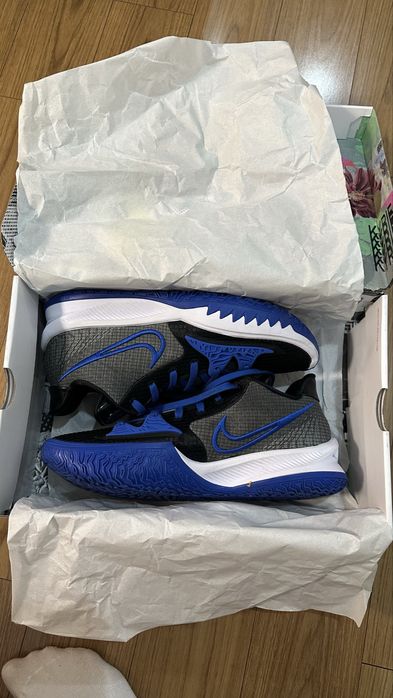 Оригинальные Nike Kyrie Low 4