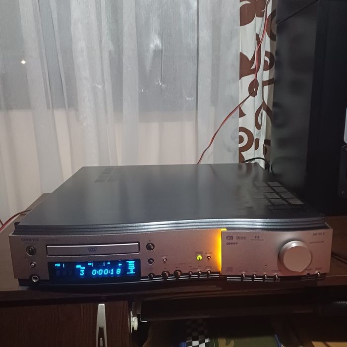 Combo onkyo dvd receiver dr-s2.0