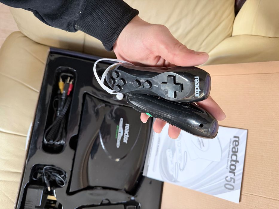 SEGA Reactor – Wireless Gaming Console – 50 вградени игри