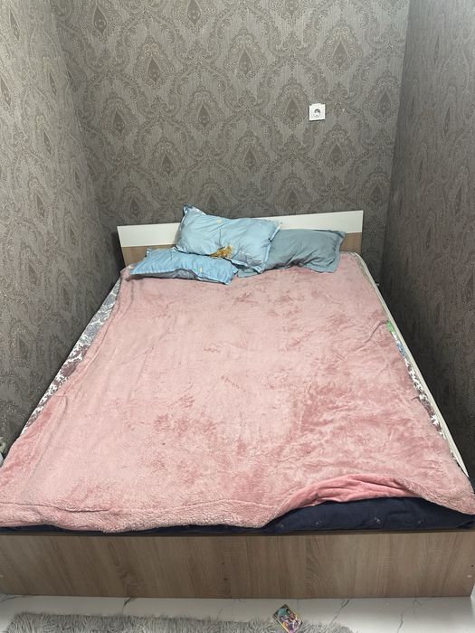 Отдам даром кровать