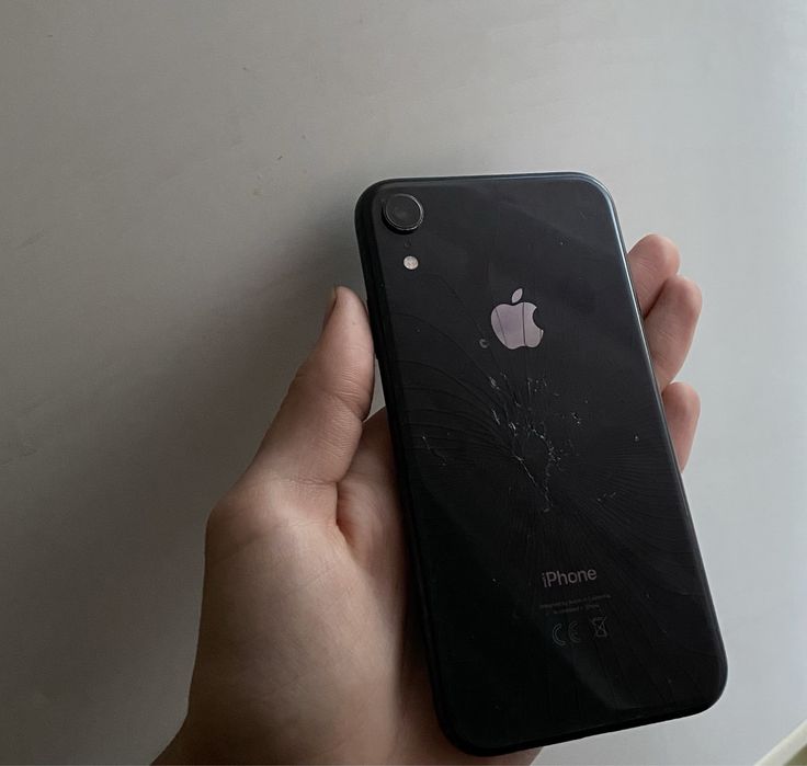 Apple iPhone XR.