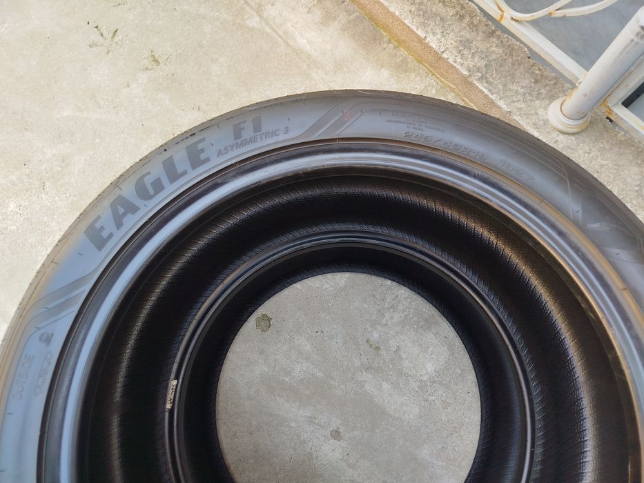 245 45 R19 Shina Good Year 2 dona