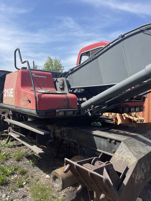 Экскаватор jonyang 210e