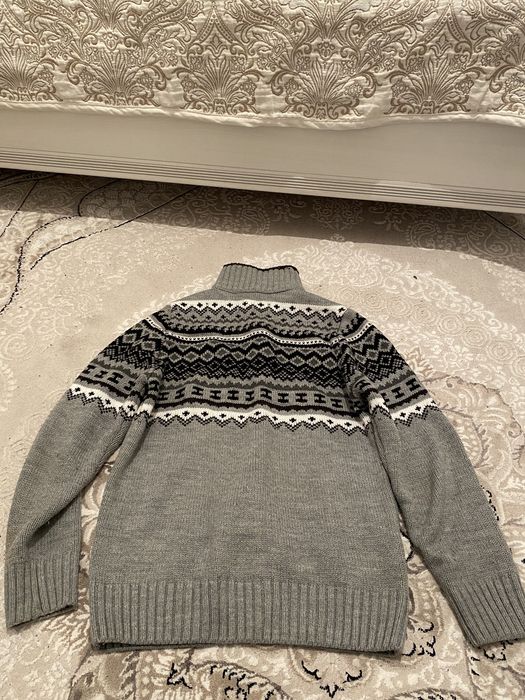 Продам свитер