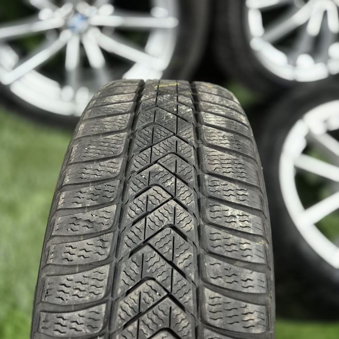Jante Volkswagen R 17 5x112 225 50 17 Pirelli m+s, Golf, Passat,Sharan