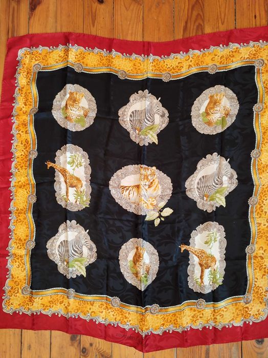 копринен шал Италия braccialini roccobarocco нов копринен шал пикасо