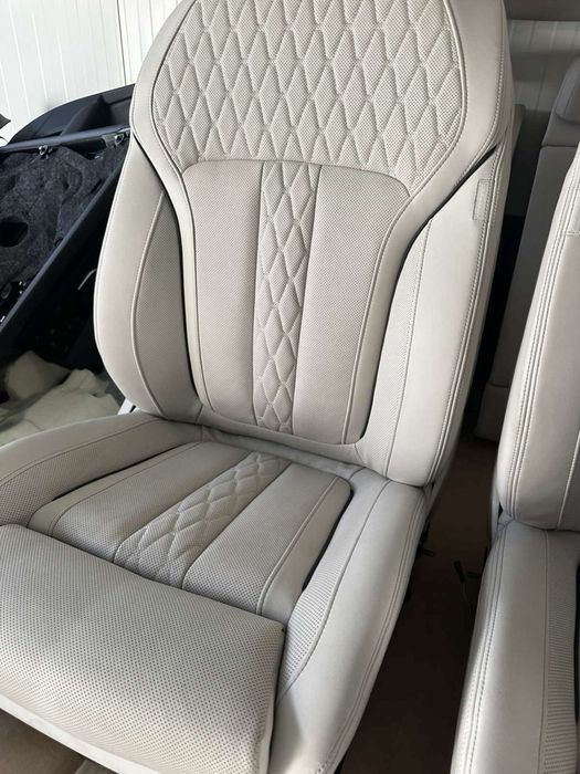 Bmw X5 G05 LCI Кожен салон Individual