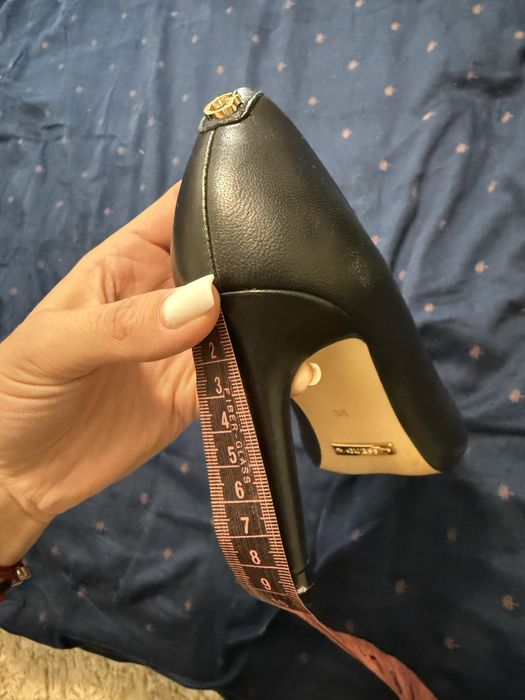 Pantofi piele Guess